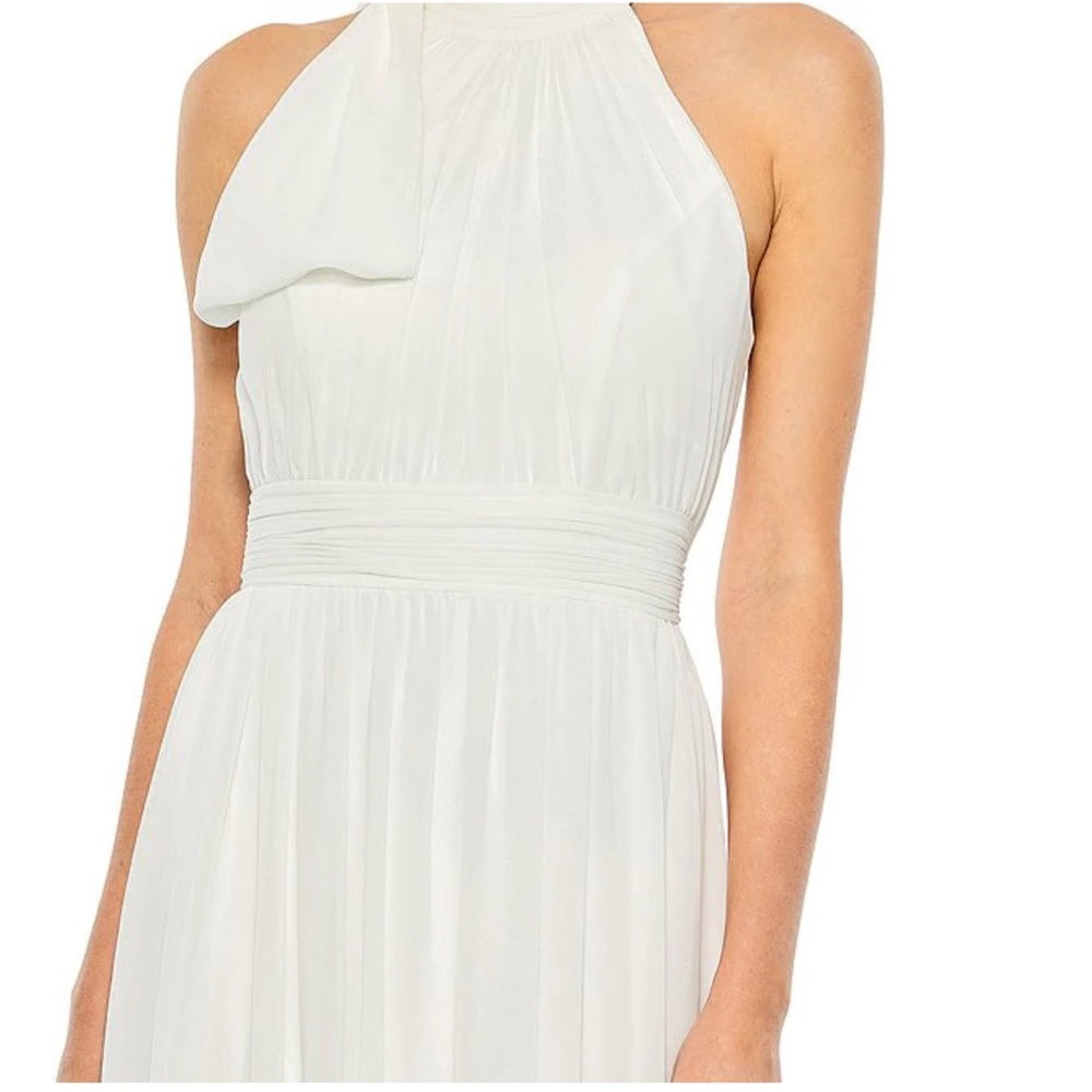 NWT Ieena for MacDuggal White High Neck Halter Gathered Bow Chiffon Maxi Gown - Picture 3 of 12